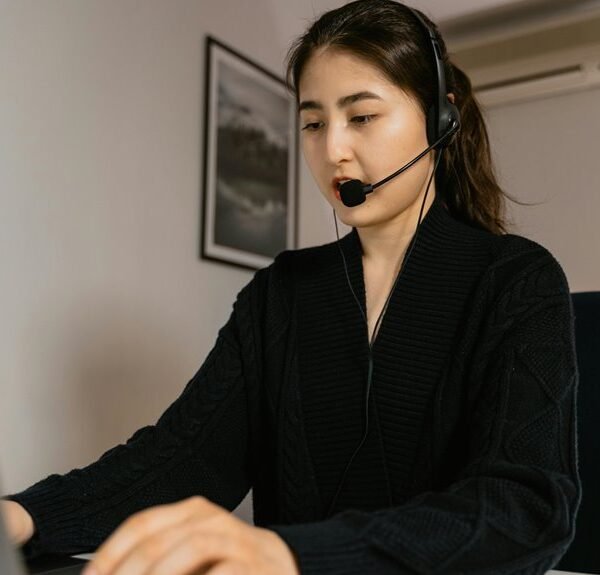 corporate service support line